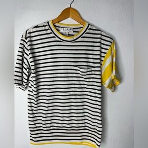 Vintage 90s women’s striped tshirt
